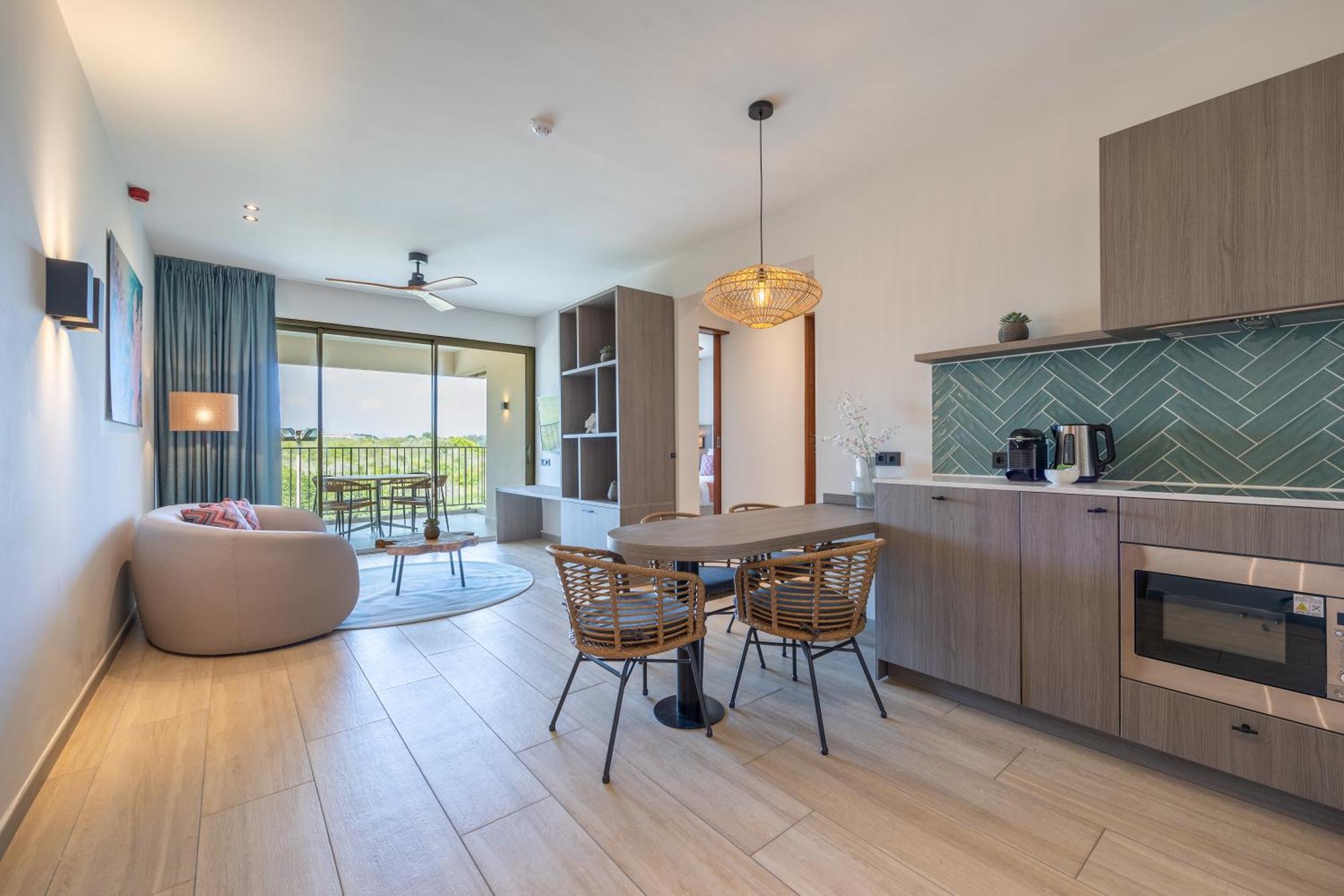 Dolphin Suites & Wellness Curacao Виллемстад Экстерьер фото
