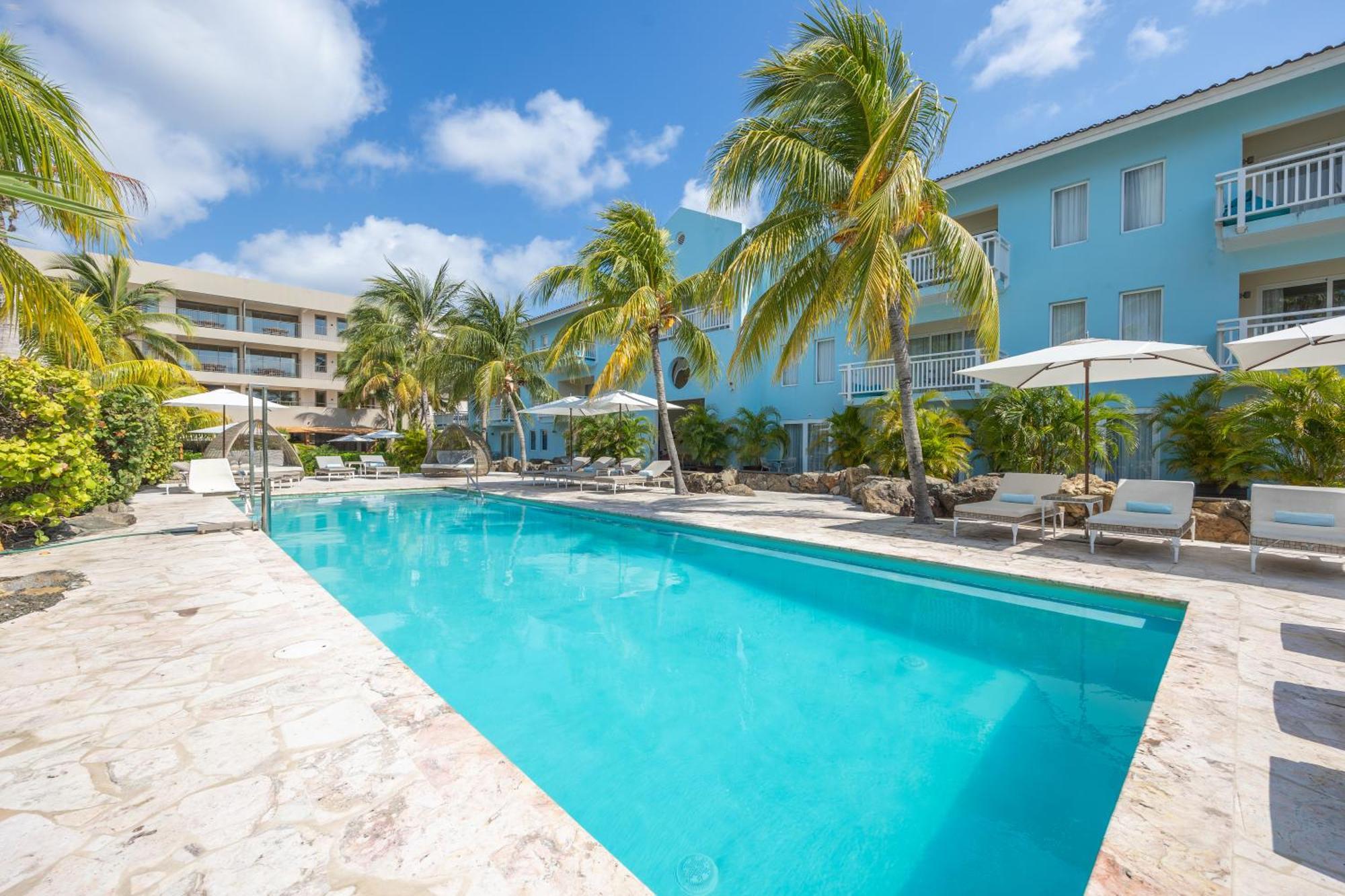 Dolphin Suites & Wellness Curacao Виллемстад Экстерьер фото