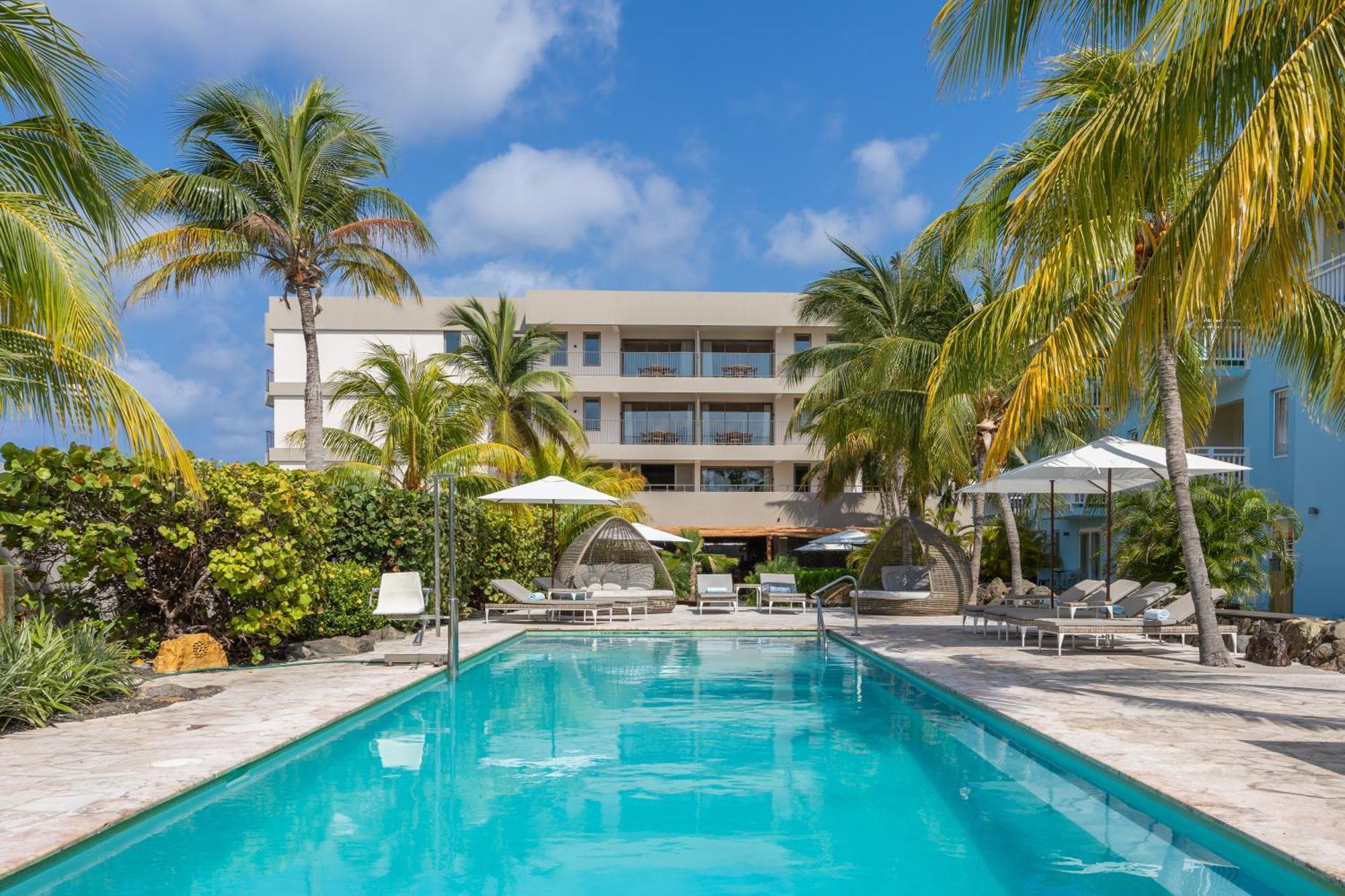 Dolphin Suites & Wellness Curacao Виллемстад Экстерьер фото